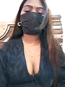 Snapshot of anjalibb chatting on April 4, 2026, 5:32 pm anjalibb online show from April 4, 2026, 5:32 pm