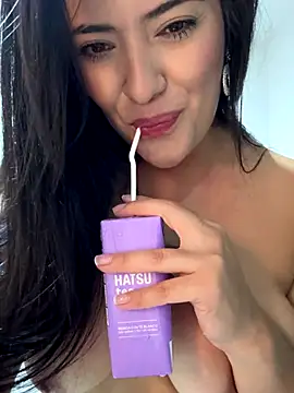 Snapshot of Lu090_ chatting on September 14, 2025, 2:11 am Lu090 online show from September 14, 2025, 2:11 am