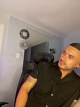 ALEXXX KING online show from September 12, 2025, 8:20 pm