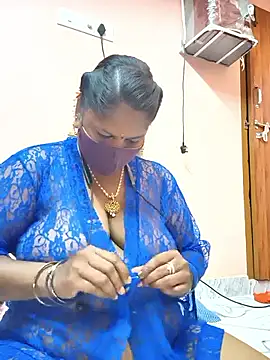 bakyasree143 online show from April 16, 2026, 9:39 pm