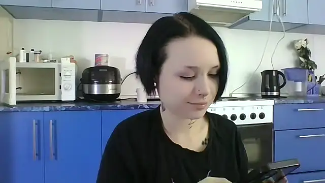 CandaceBlaze online show from November 20, 2025, 8:30 pm