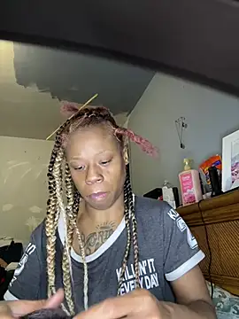 Tishrella6 online show from January 14, 2026, 3:12 am