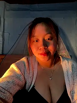 maianhcute online show from January 9, 2026, 12:24 am