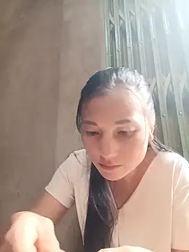 YAYAA-502 online show from September 18, 2025, 1:40 am