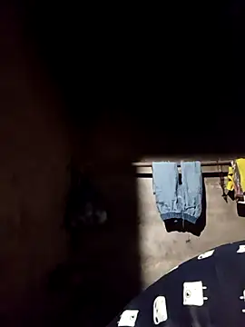 YAYAA-502 online show from November 20, 2025, 11:15 pm