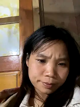 Ngoc-bbi online show from November 25, 2025, 2:28 pm