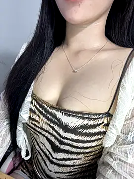 Snapshot of Clara8899 chatting on September 22, 2025, 1:29 am Clara8899 online show from September 22, 2025, 1:29 am