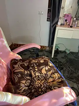 Snapshot of Clara8899 chatting on October 6, 2025, 1:19 pm Clara8899 online show from October 6, 2025, 1:19 pm