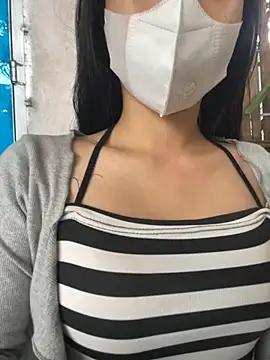 Snapshot of Clara8899 chatting on November 11, 2025, 12:43 am Clara8899 online show from November 11, 2025, 12:43 am