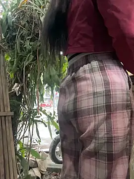 Snapshot of Clara8899 chatting on November 18, 2025, 12:38 am Clara8899 online show from November 18, 2025, 12:38 am