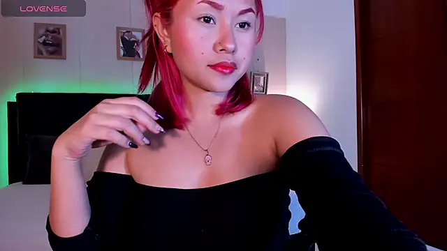 MAYASMITH   online show from July 26, 2026, 3:58 am