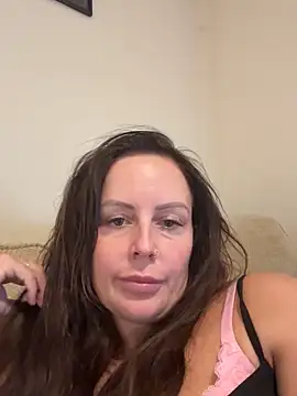 nightingale27 online show from September 23, 2025, 12:19 pm