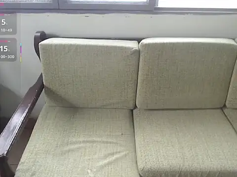 Juliethserna online show from October 12, 2025, 5:23 pm