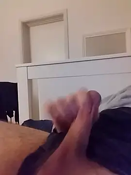 NewJoiner online show from February 13, 2026, 6:37 pm