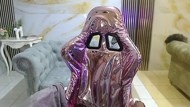 Canela s1 online show from September 28, 2025, 1:05 pm