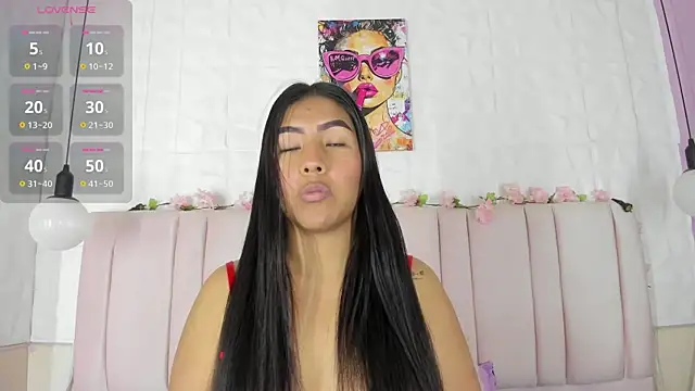 luna maisonn online show from July 9, 2026, 1:15 pm
