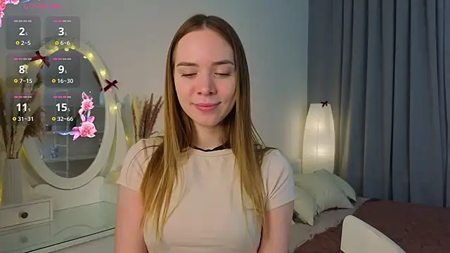 CarollSmithh online show from January 12, 2026, 9:09 pm