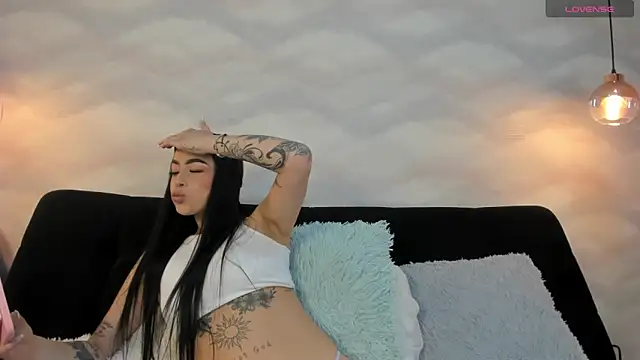 Snapshot of skailyn_angels chatting on September 27, 2025, 5:23 am skailyn angels online show from September 27, 2025, 5:23 am