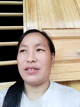 miss-su online show from September 18, 2025, 1:51 am