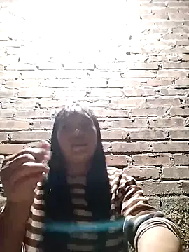 miss-su online show from October 6, 2025, 12:13 pm