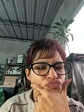 culitobosterook online show from September 18, 2025, 12:40 pm