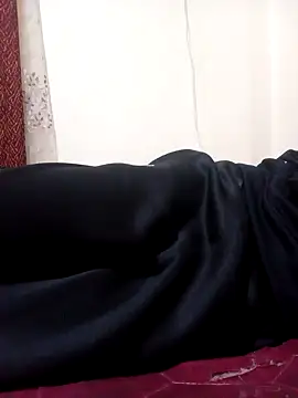 Snapshot of Dirtymorrocainbabe chatting on September 27, 2025, 2:11 pm Dirtymorrocainbabe online show from September 27, 2025, 2:11 pm