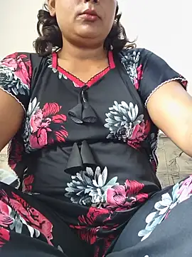 your chandni04 online show from May 19, 2026, 8:31 am