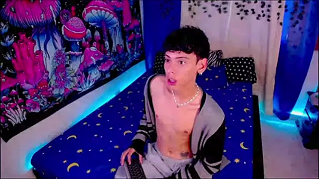 Thedoll ethan7 online show from May 24, 2026, 7:08 pm