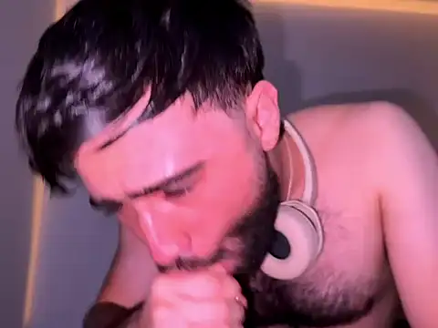 Snapshot of zack_sullivan22 chatting on October 2, 2025, 2:29 am zack sullivan22 online show from October 2, 2025, 2:29 am