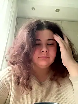 AliceCurlyX online show from January 7, 2026, 10:40 am