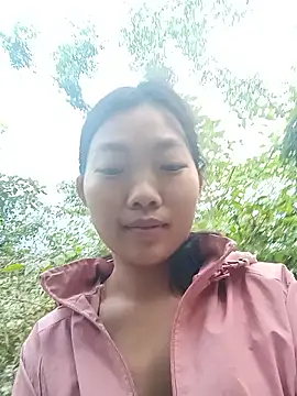 Ananine online show from April 12, 2026, 11:43 pm