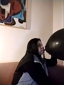 Tigresa23 online show from February 12, 2026, 3:12 am