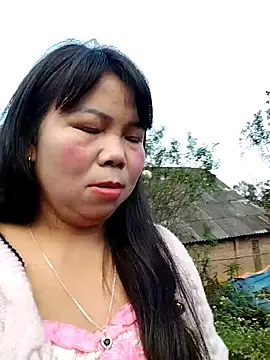 lusy-00 online show from November 21, 2025, 9:41 am