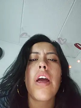 Queen Ashly online show from March 9, 2026, 1:53 am