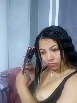 AbbieJoness   online show from November 15, 2025, 12:02 pm