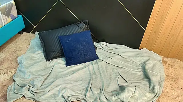 LiaMonroee  online show from November 20, 2025, 11:43 am