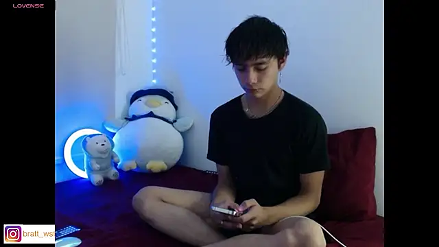 Noah Blaze online show from December 17, 2025, 3:01 am