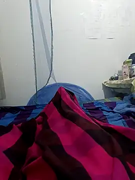 SHIFT1234 online show from October 18, 2025, 5:14 pm