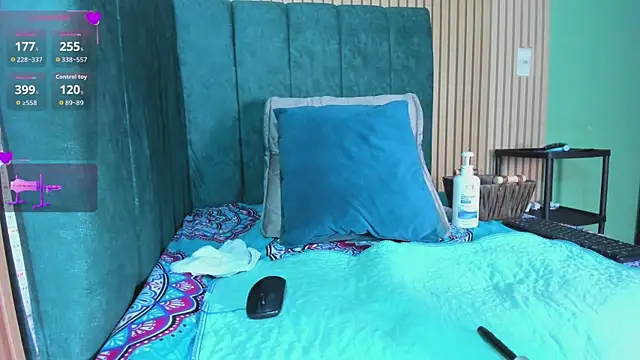 Snapshot of EvelynFoxx- chatting on February 26, 2026, 7:24 pm EvelynFoxx- online show from February 26, 2026, 7:24 pm