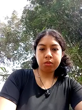 Snapshot of Syndel23 chatting on April 25, 2026, 2:47 pm Syndel23 online show from April 25, 2026, 2:47 pm