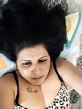 Snapshot of Jann_Riya333 chatting on November 10, 2025, 4:17 pm Jann Riya333 online show from November 10, 2025, 4:17 pm