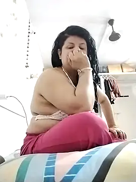 Snapshot of Jann_Riya333 chatting on November 11, 2025, 7:03 pm Jann Riya333 online show from November 11, 2025, 7:03 pm