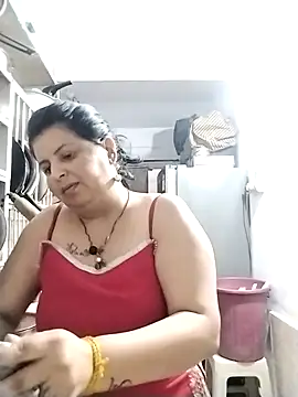 Snapshot of Jann_Riya333 chatting on December 1, 2025, 3:39 pm Jann Riya333 online show from December 1, 2025, 3:39 pm