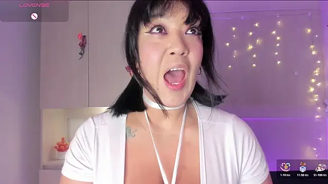Snapshot of VickyRuiz_ chatting on June 10, 2026, 7:57 pm VickyRuiz online show from June 10, 2026, 7:57 pm
