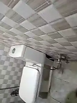 Snapshot of vers_negi9 chatting on October 17, 2025, 8:55 pm vers negi9 online show from October 17, 2025, 8:55 pm