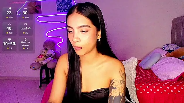 mia yireth online show from April 22, 2026, 1:41 am