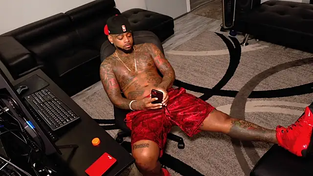 SLANGONDEMHOES online show from February 23, 2026, 4:15 pm