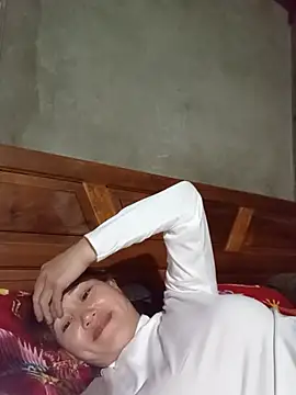 Fienjr online show from October 10, 2025, 10:36 am