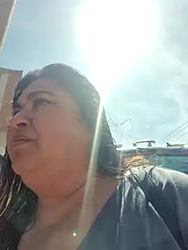 curvy diva  online show from December 2, 2025, 2:56 pm