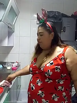 curvy diva  online show from December 22, 2025, 10:56 am